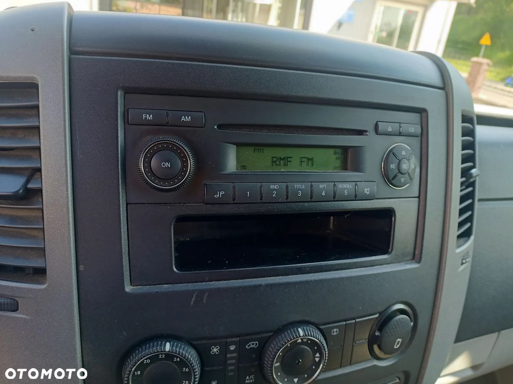 Volkswagen Crafter 30 TDI - 11