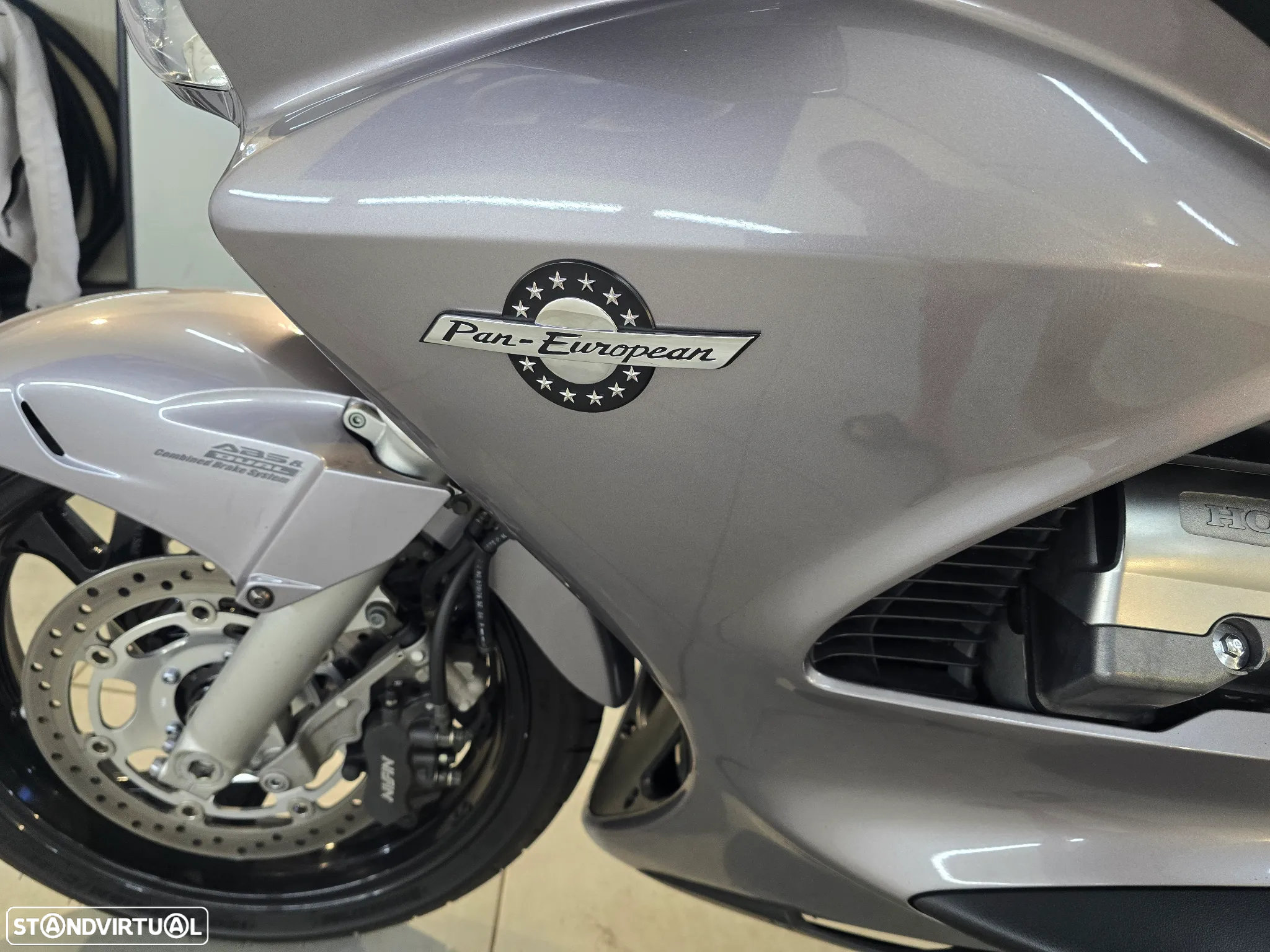 Honda Pan European ABS - 51