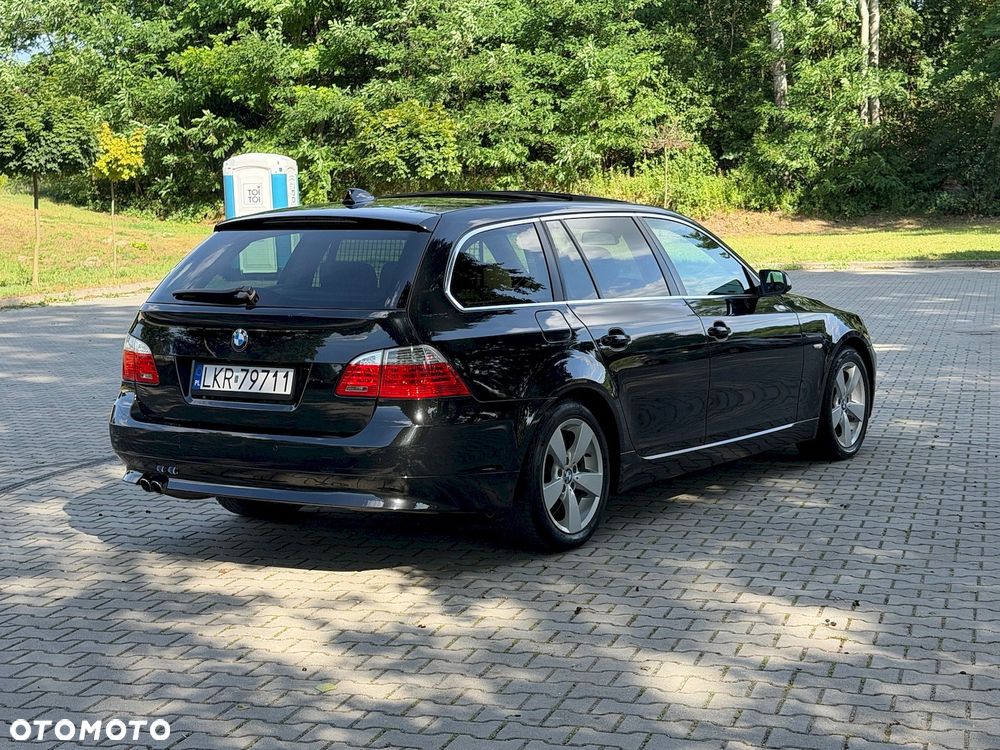 BMW Seria 5 525xd - 6