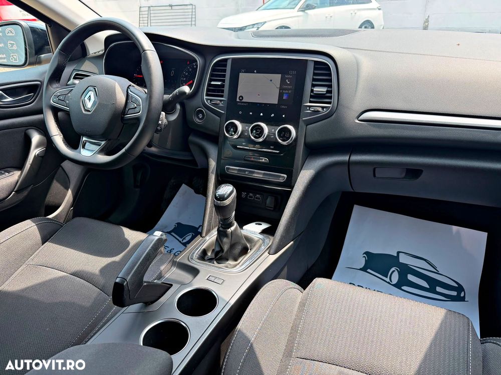Renault Megane BLUE dCi Intens - 12