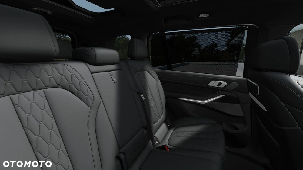 BMW X7 xDrive40i - 13