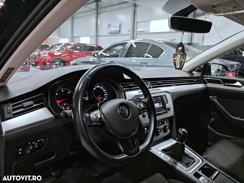 Volkswagen Passat 1.6 TDI (BlueMotion Technology) Comfortline - 7
