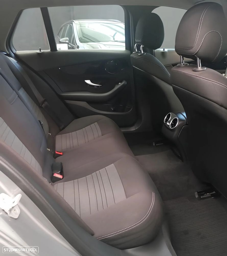 Mercedes-Benz C 200 BlueTEC Avantgarde - 25