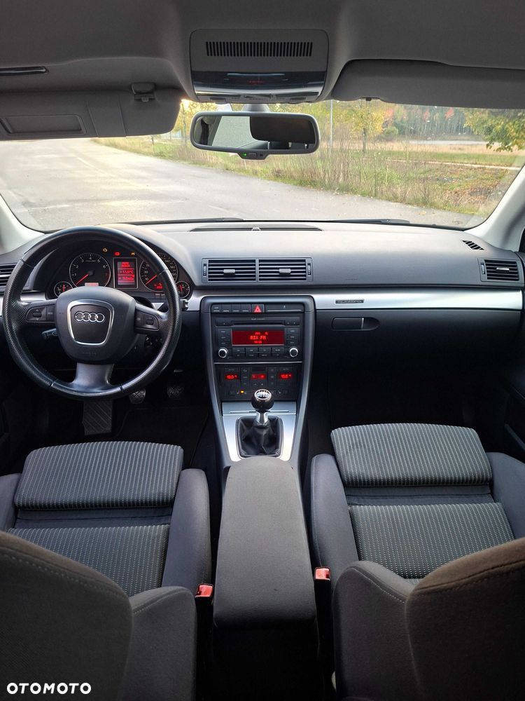 Audi A4 Avant - 4