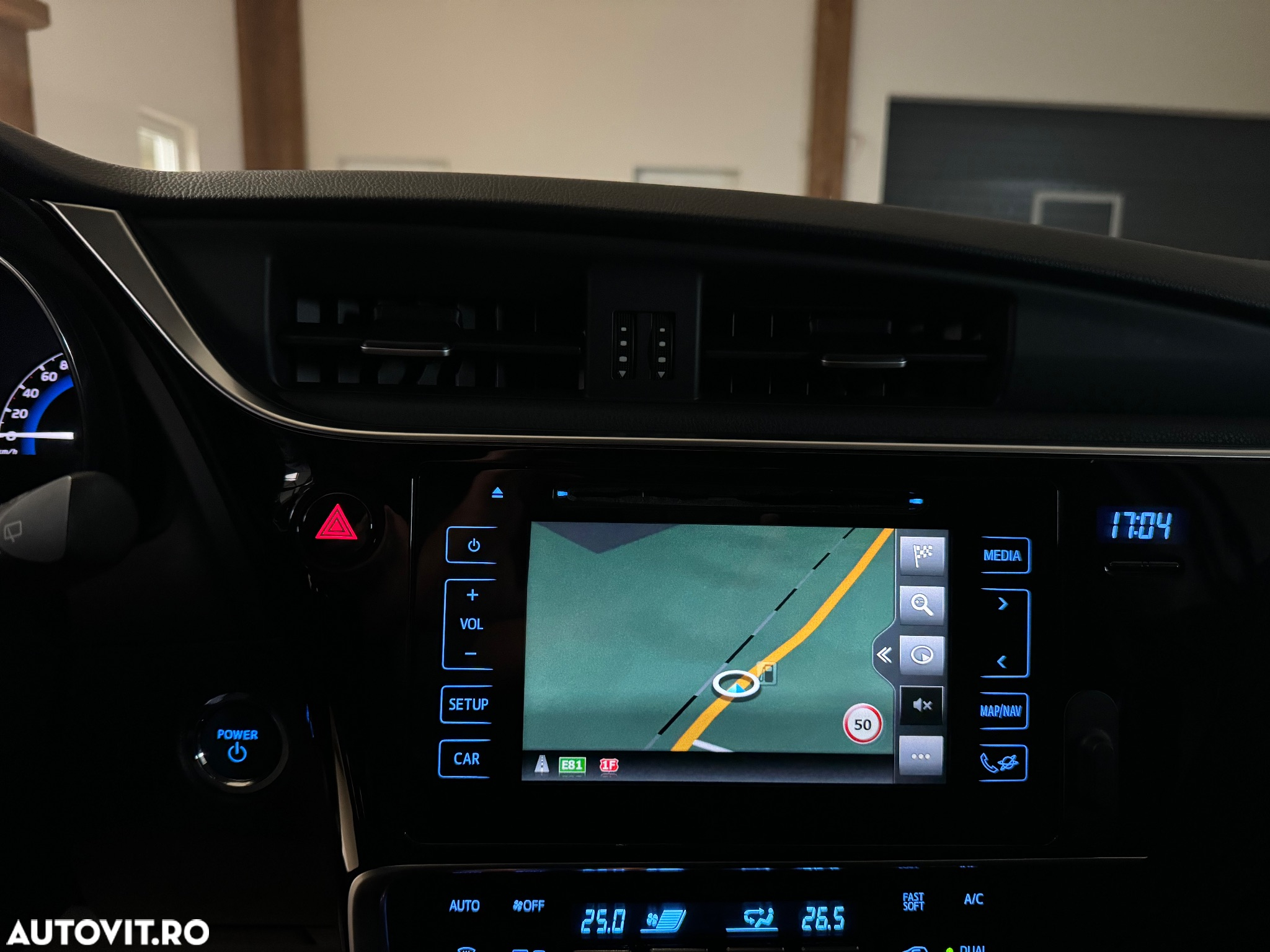 Toyota Auris 1.8 VVT-i Hybrid Automatik Touring Sports Edition-S - 13