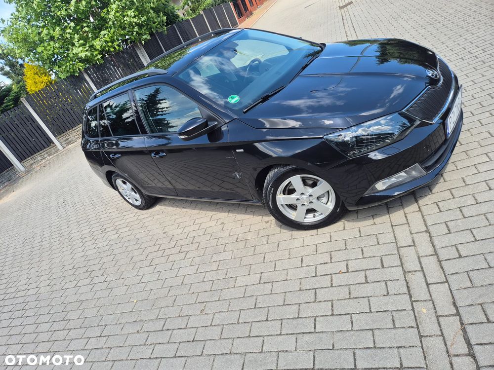 Skoda Fabia 2015 photo 5
