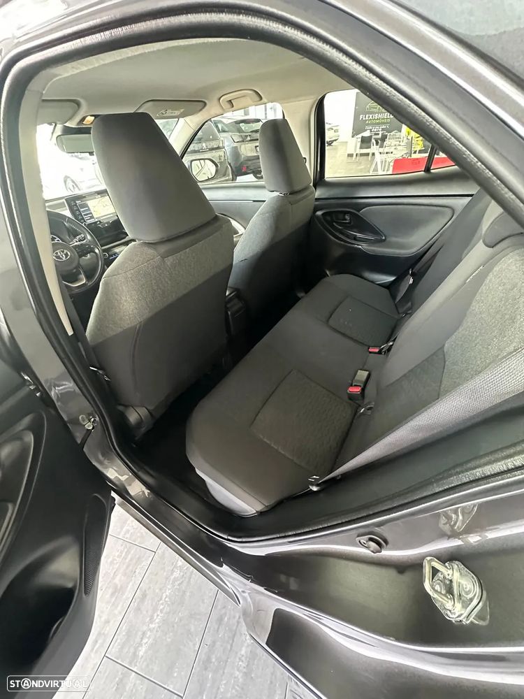 Toyota Yaris Cross 1.5 HDF Comfort - 11