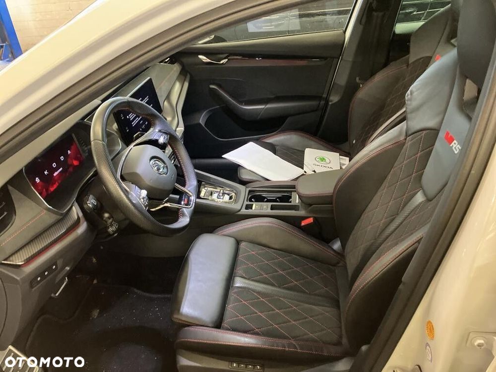 Skoda Octavia 2.0 TDI RS DSG - 8
