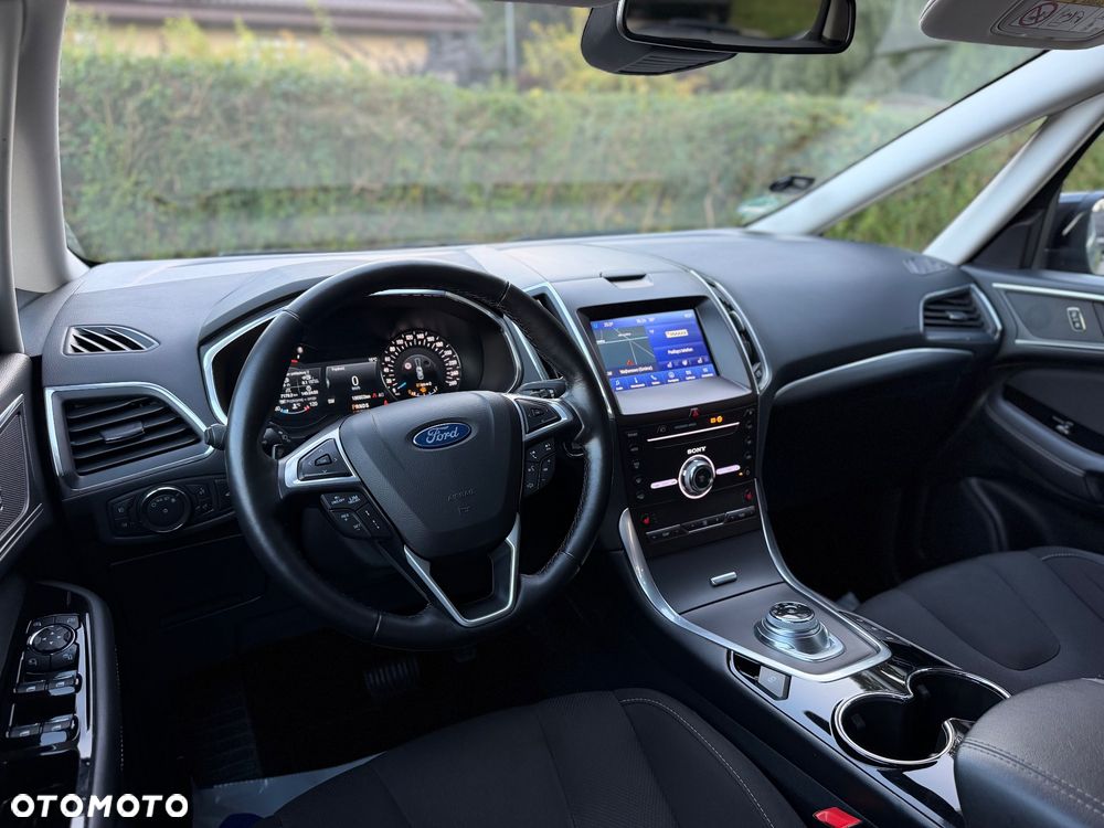 Ford S-Max 2.0 EcoBlue Titanium - 17