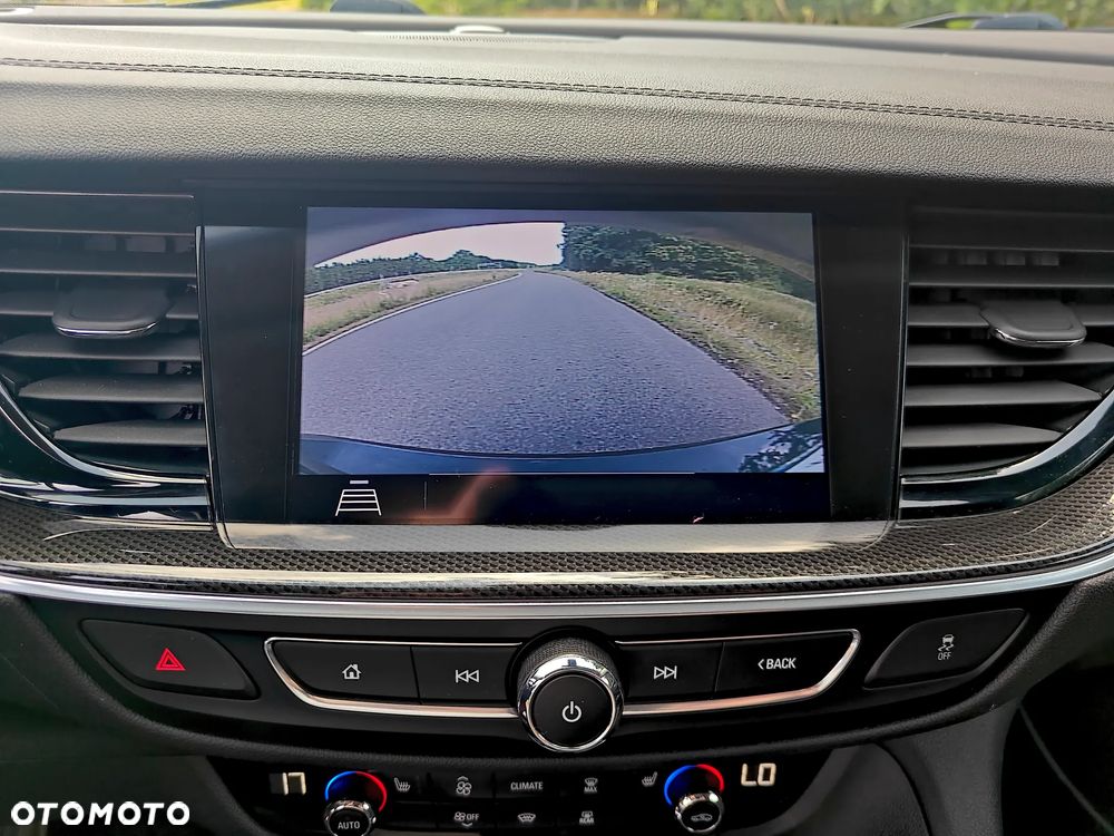 Opel Insignia - 24