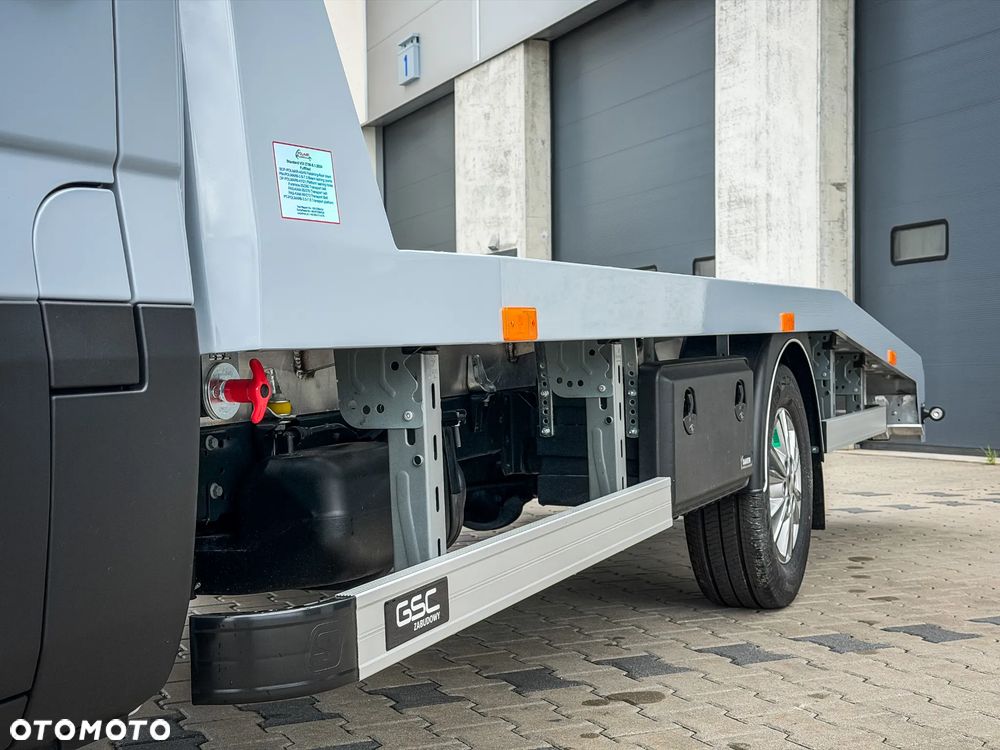 Iveco Daily 35S18HA8 3.0 Diesel 180 KM AT8 (Zf) Autolaweta, z cert. VDI. - 16