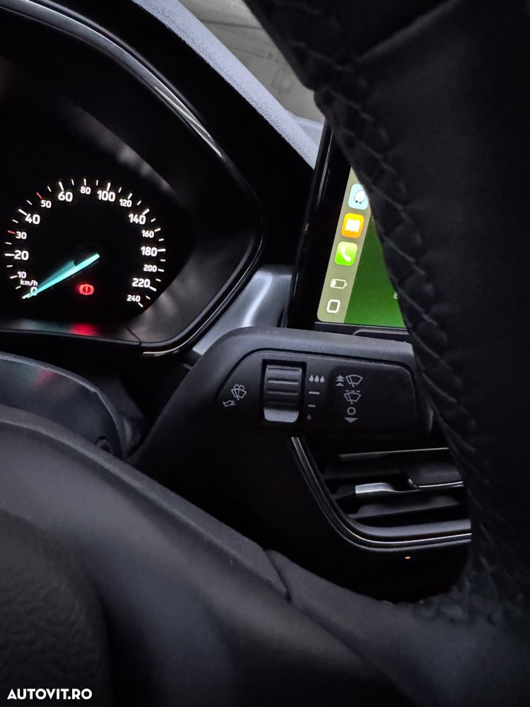 Ford Focus 1.5 EcoBlue 8AT Active - 26