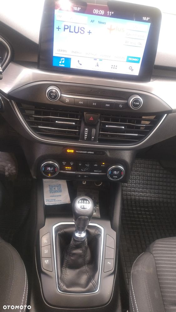 Ford Focus 2.0 EcoBlue Titanium Business - 21