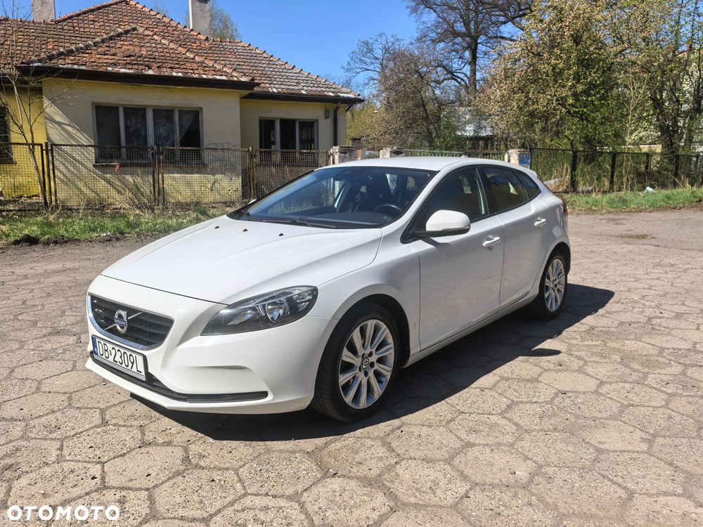 Volvo V40 D2 - 2