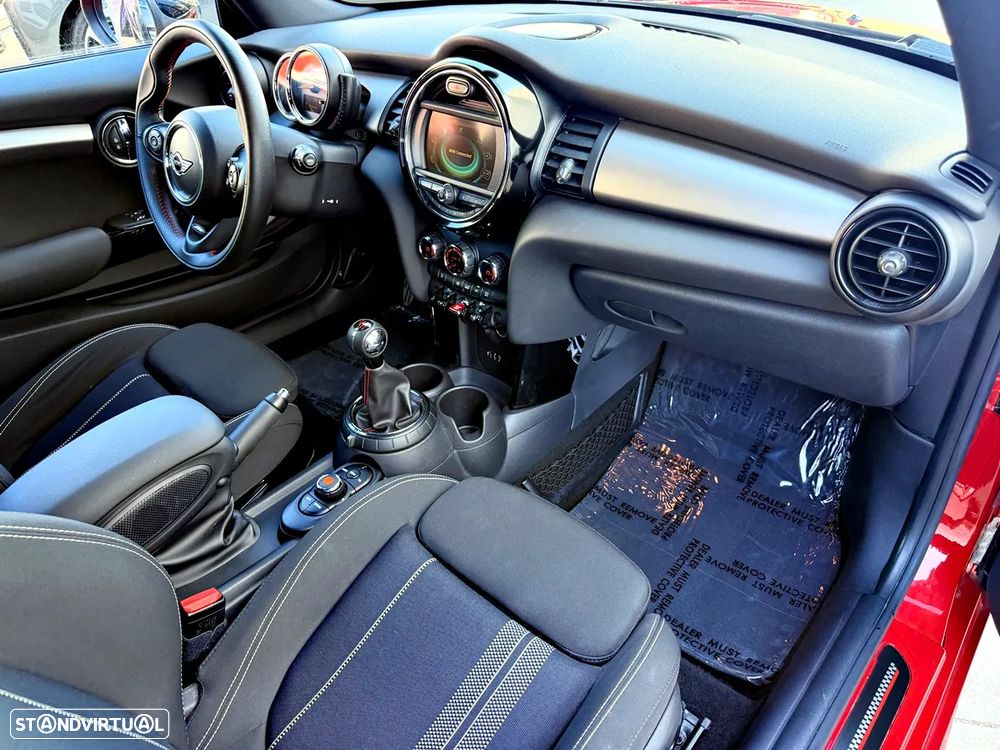 MINI 3 Portas Cooper D - 22