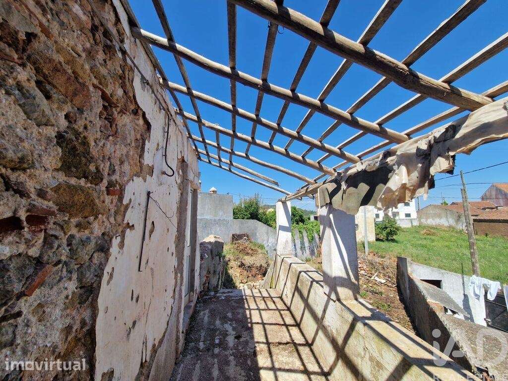 Casa de aldeia em Lamas e Cercal de 102,00 m2 - Grande imagem: 2/30