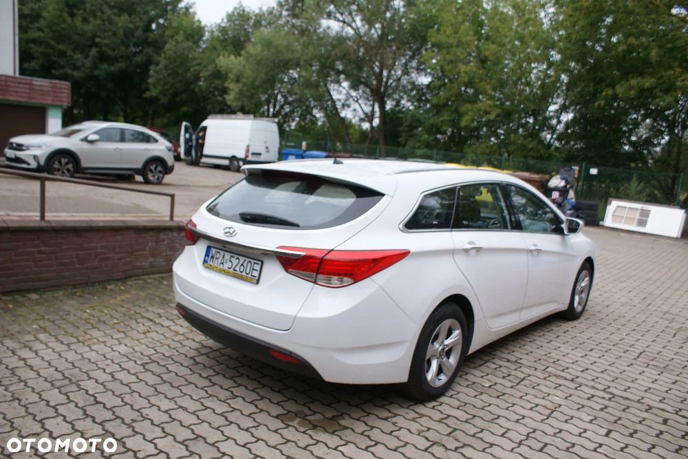 Hyundai i40 1.7 CRDi Comfort + - 10
