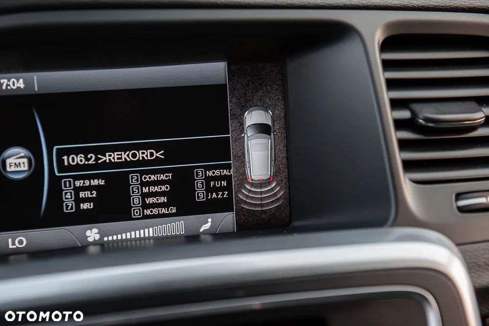 Volvo V60 D3 Geartronic Summum - 20