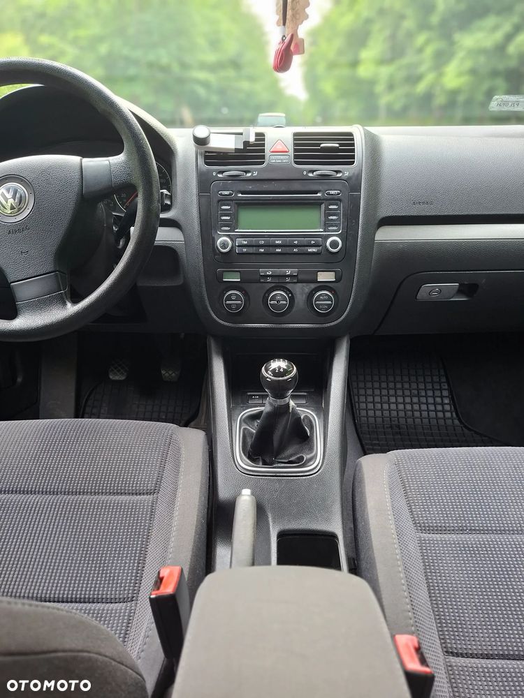 Volkswagen Jetta 1.9 TDI Comfortline - 4