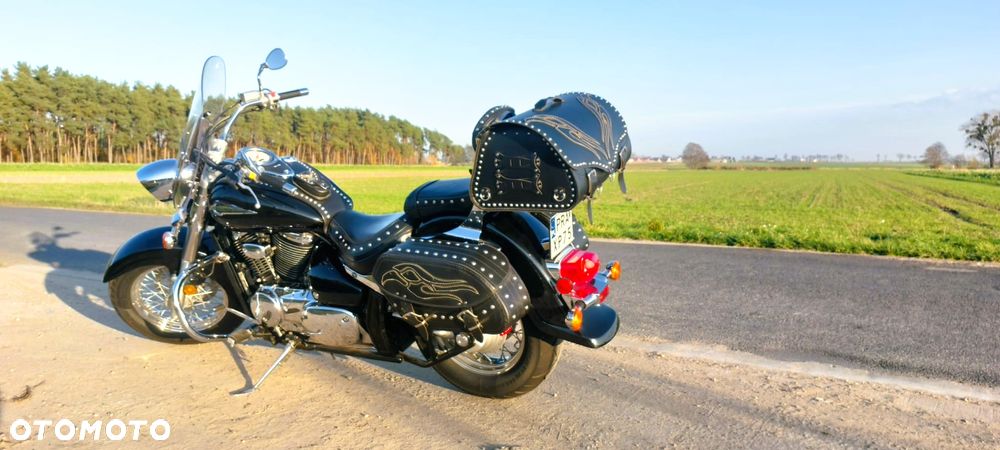 Suzuki VL 800 Volusia - Boulevard C50 - 11