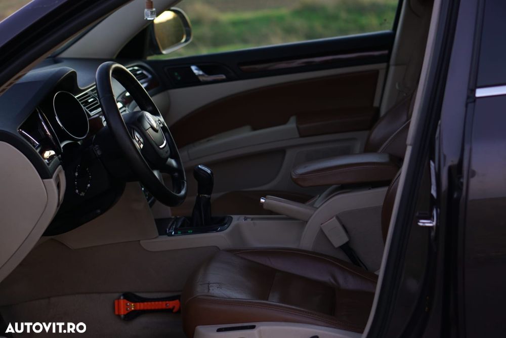 Skoda Superb 2.0 TDI Elegance - 8