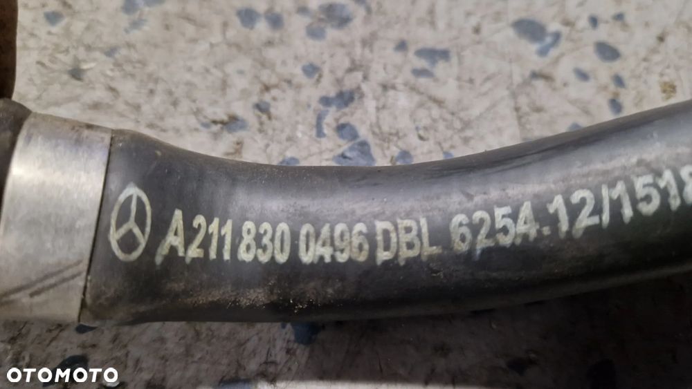 MERCEDES W211 PRZEWÓD NAGRZEWNICY A2118300496 - 2