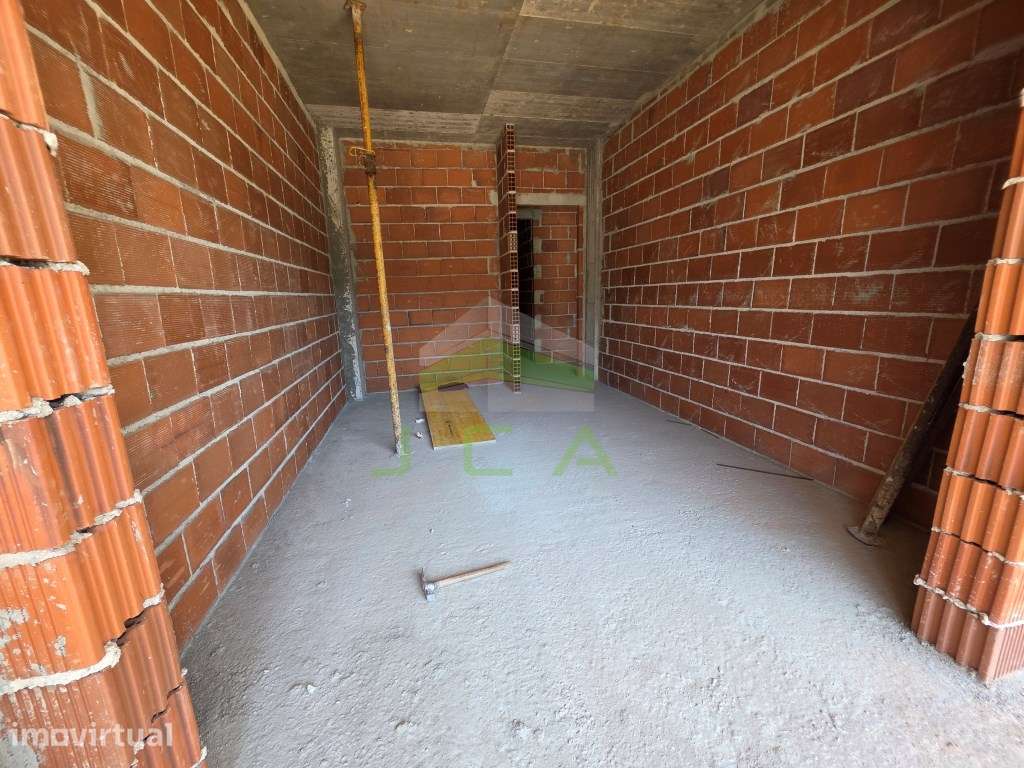 Apartamento T3 em construção com garagem - Grande imagem: 2/8