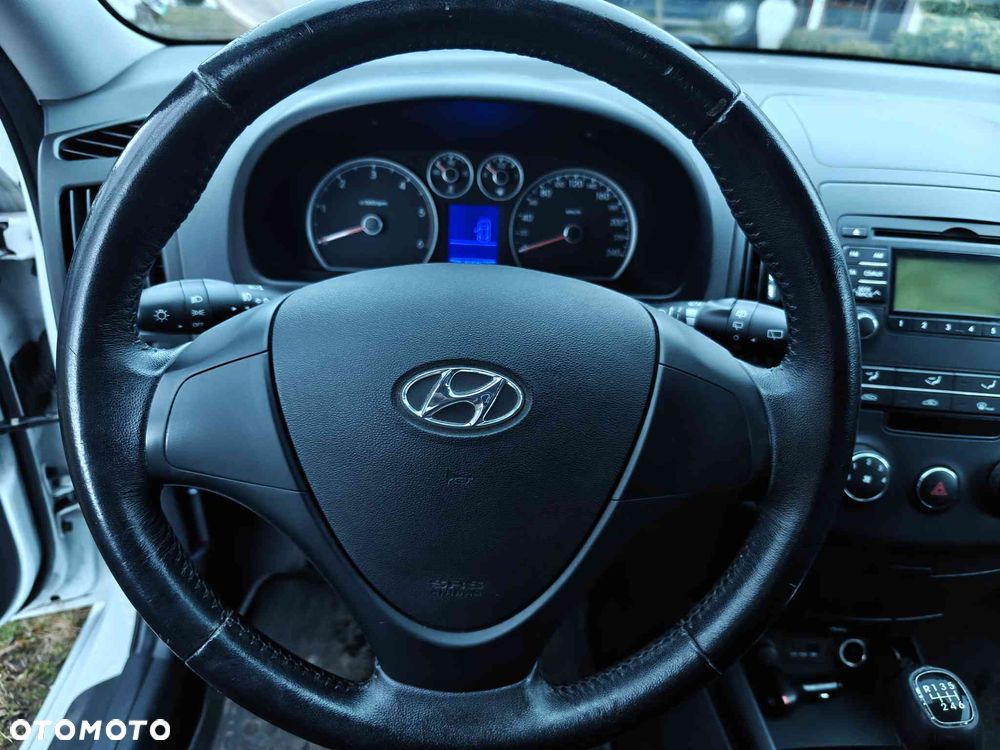 Hyundai i30 1.6 CRDi Base - 10