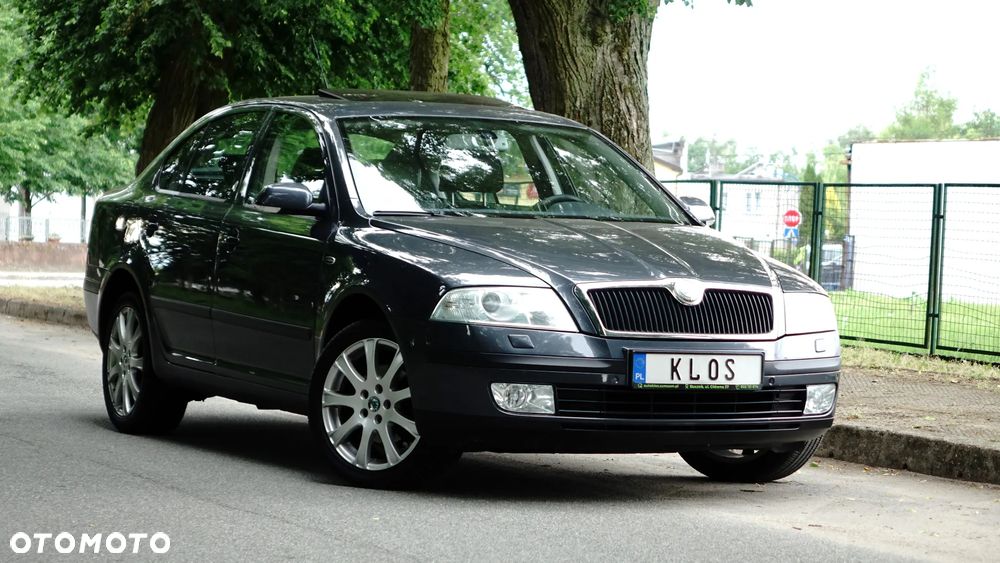 Skoda Octavia 2.0 FSI Automatik Laurin & Klement - 40