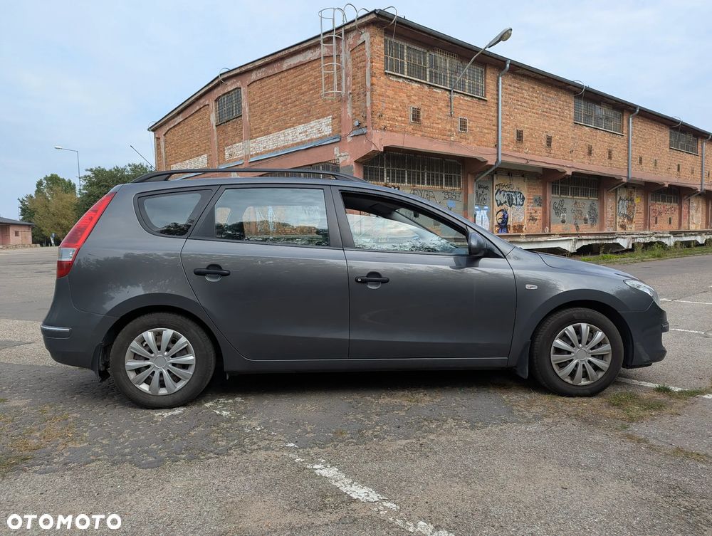 Hyundai i30 1.6 Comfort - 7