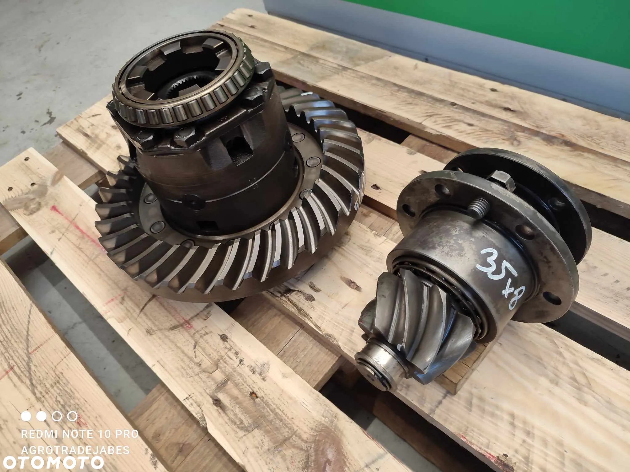 Mechanizm różnicowy Fermec 860 8x35 - 6