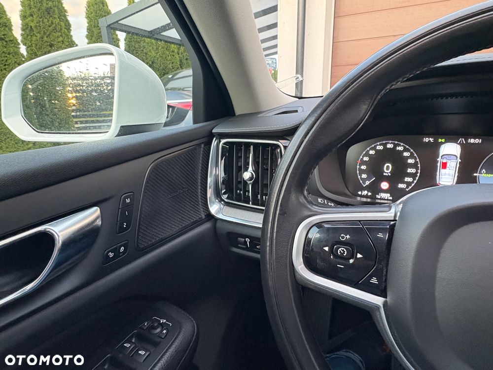 Volvo V60 T6 AWD Recharge Geartronic Inscription - 23