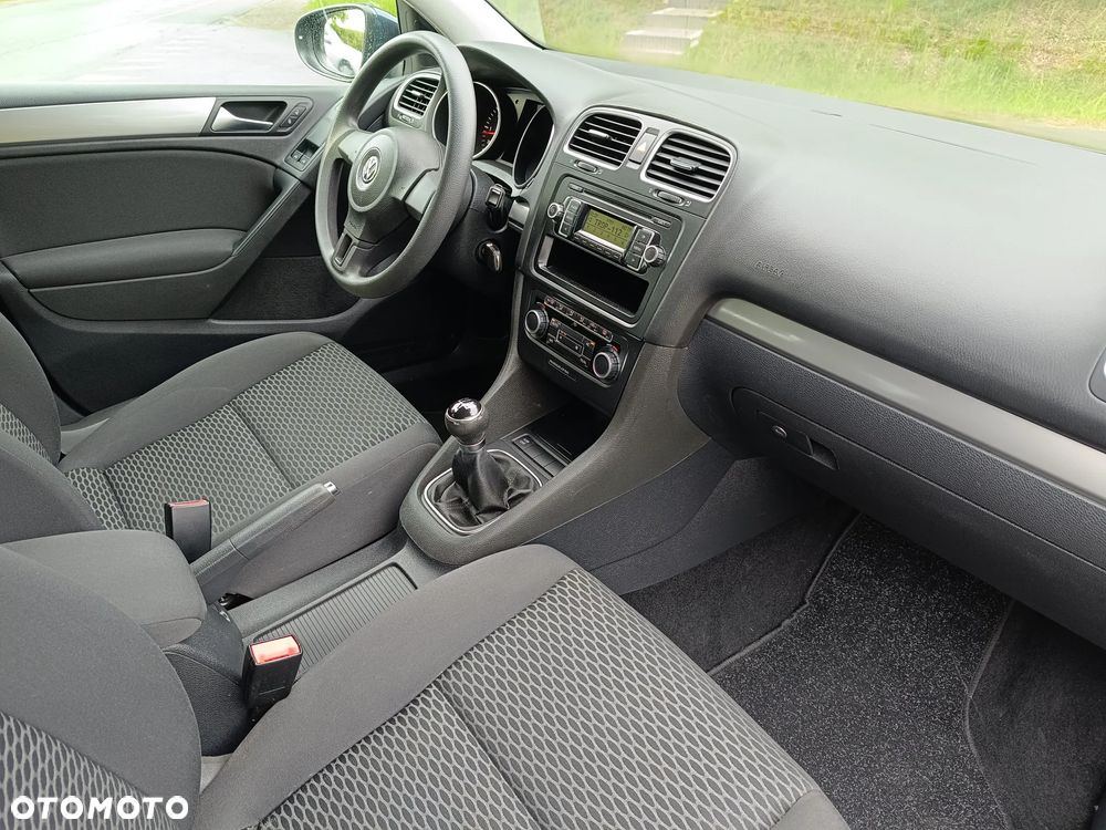 Volkswagen Golf 1.6 TDI BlueMotion Technology Comfortline - 19