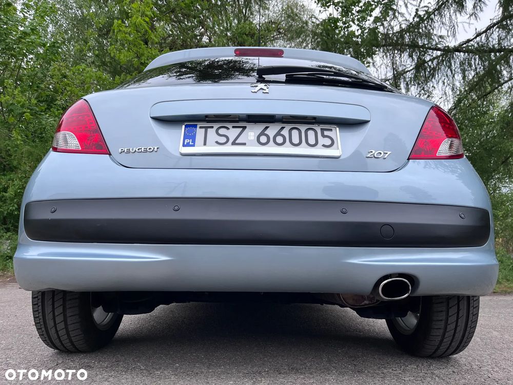 Peugeot 207 1.4 - 5