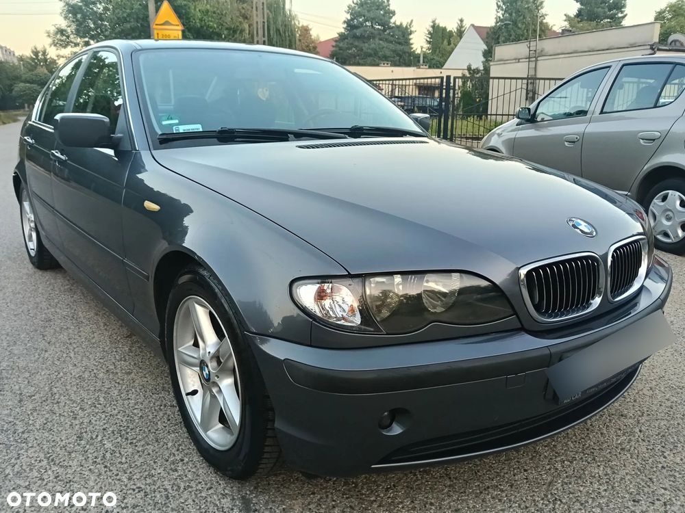 BMW Seria 3 325i Edition Sport - 2