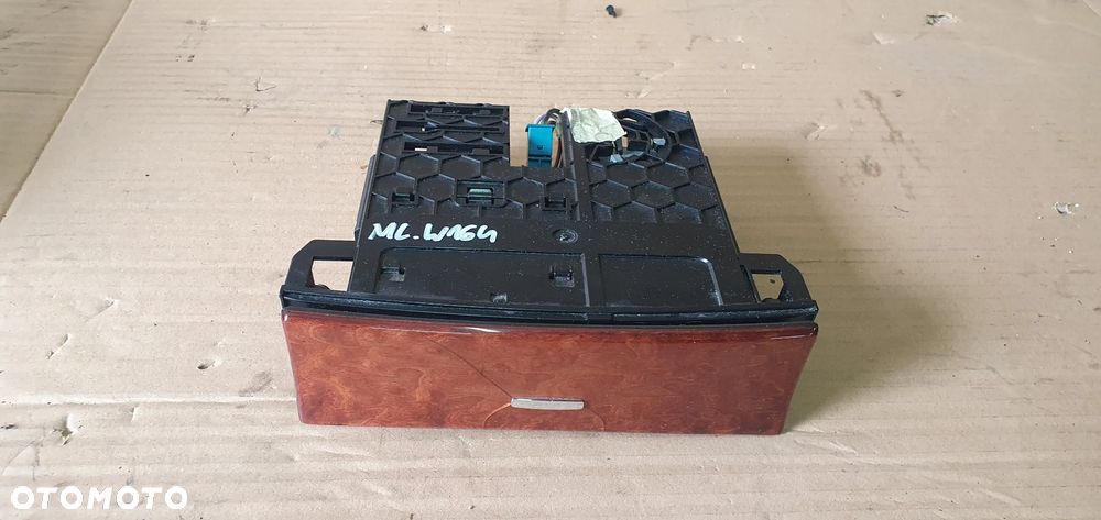 Schowek półka deski konsoli Mercedes ML W164 A1648100030 A1648100130 - 2
