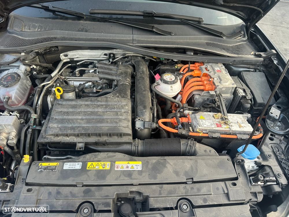CUPRA LEON 1.4 TFSI PLUG-IN HYBRID 204 CV MOTOR DGEA DE 2023 EM CENTRO DE ABATE (FIM DE VIDA) - 5