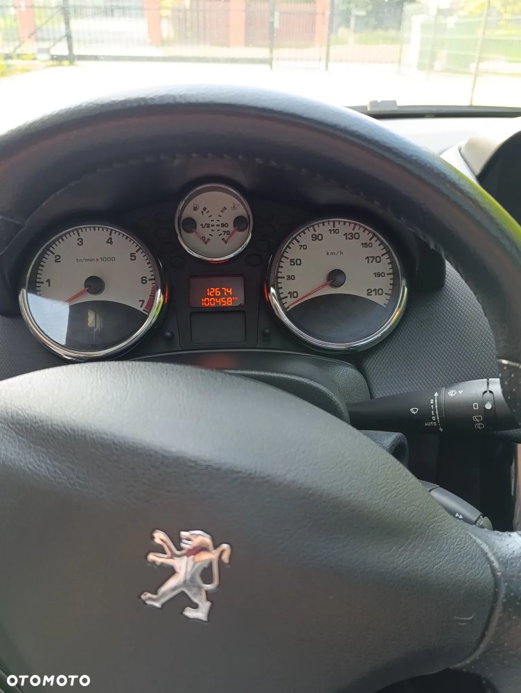 Peugeot 207 1.6 Premium - 11