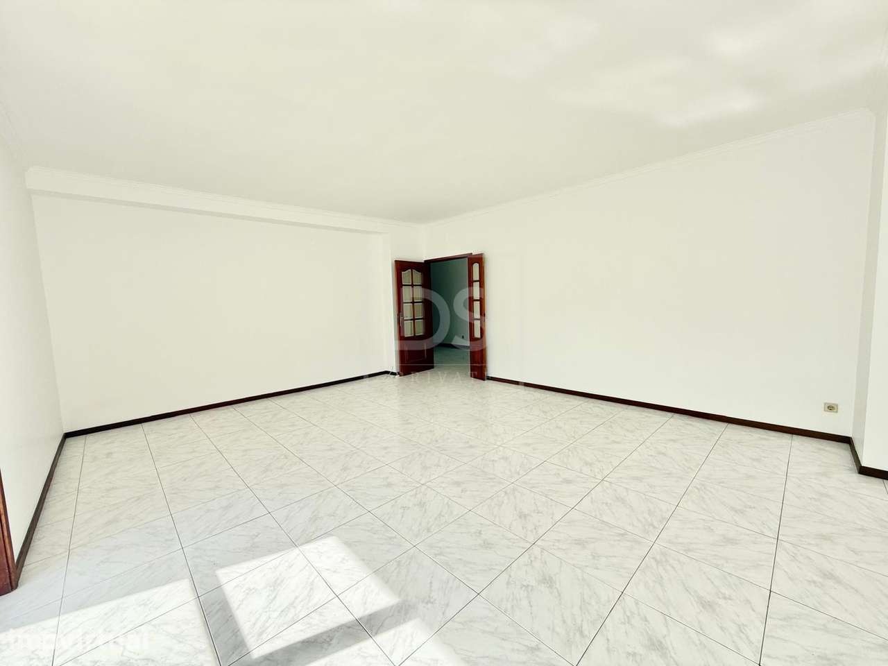 T3 com 154m² | 3 Varandas | Garagem Fechada | A 2 Passos do Metro e do - Grande imagem: 2/22