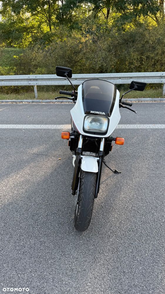Honda VF - 4