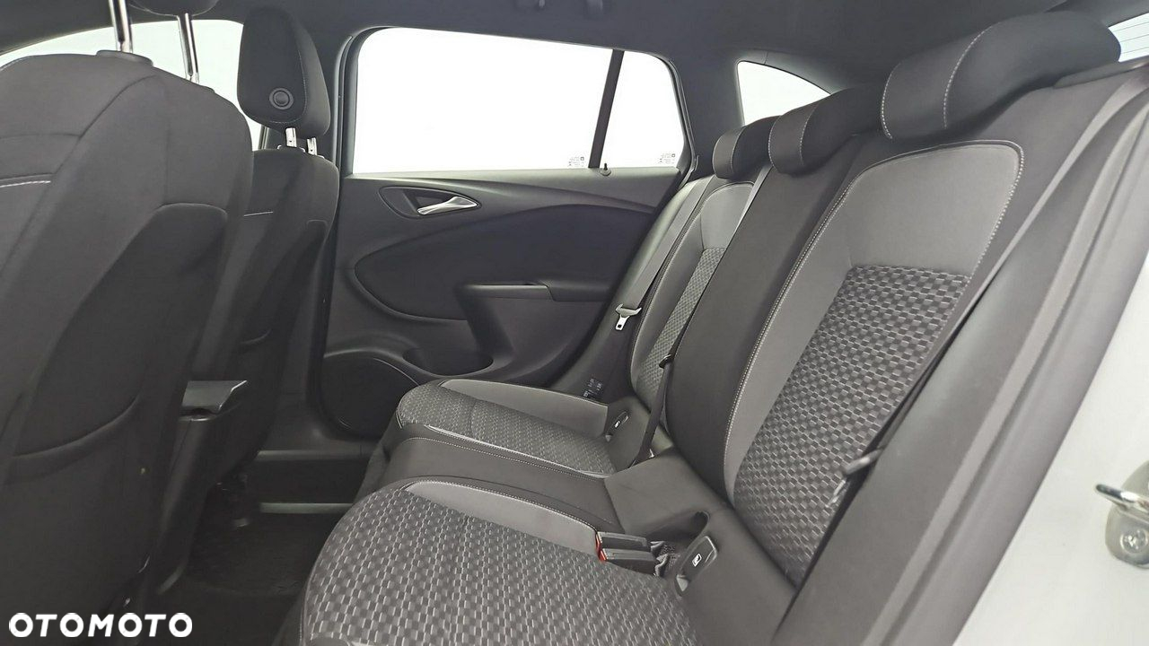 Opel Astra - 23