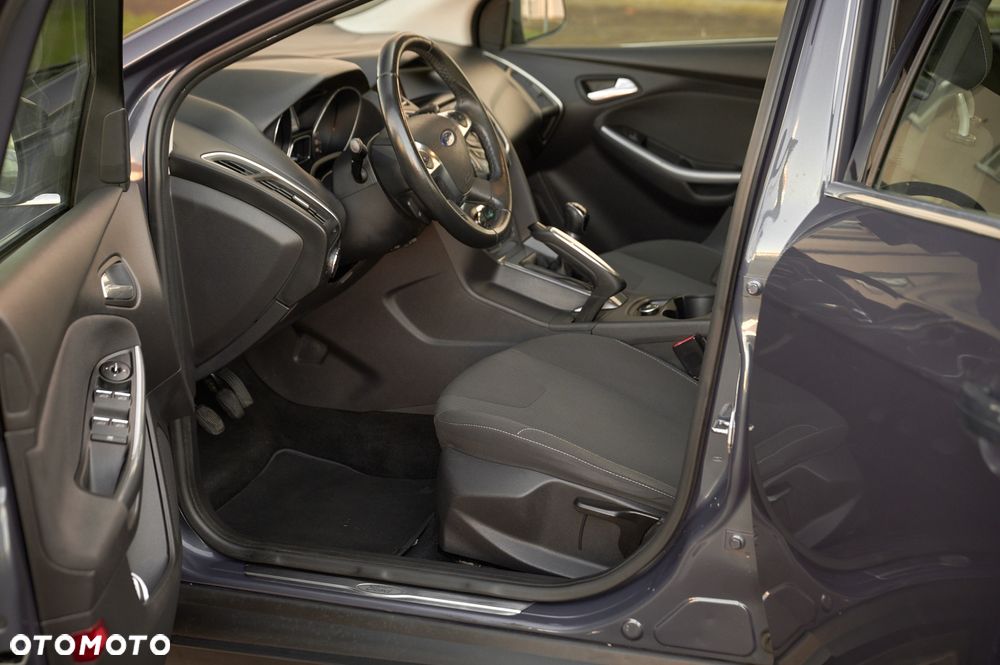 Ford Focus - 23