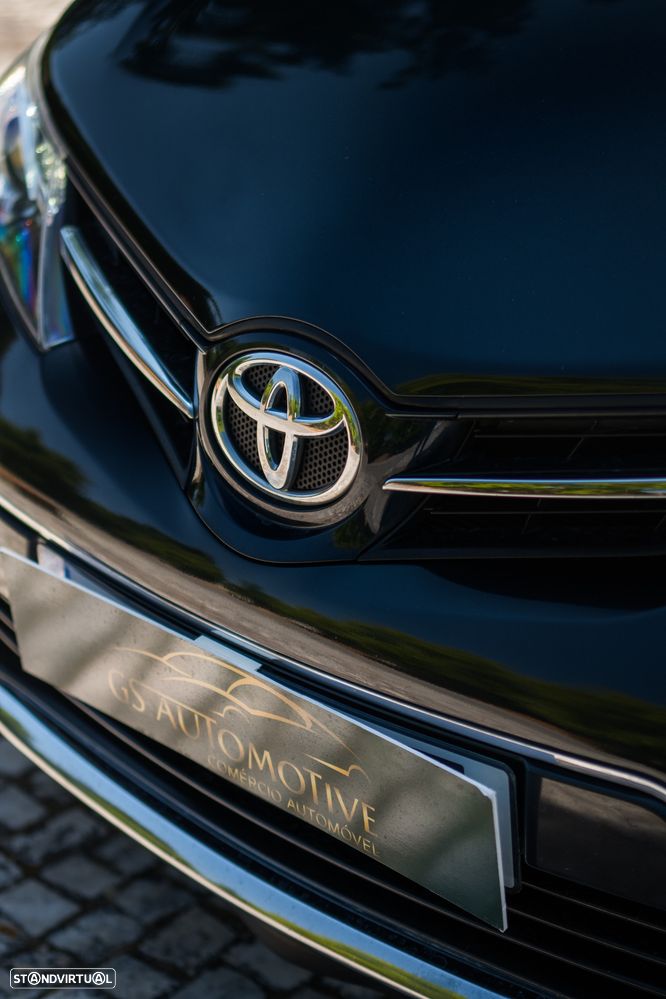 Toyota Auris 1.4 D-4D Exclusive +P.Sport+VSC - 4