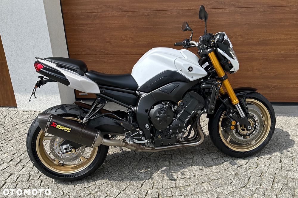 Yamaha FZ8 - 2