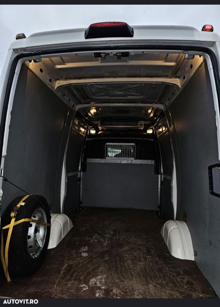 Iveco Massif - 7