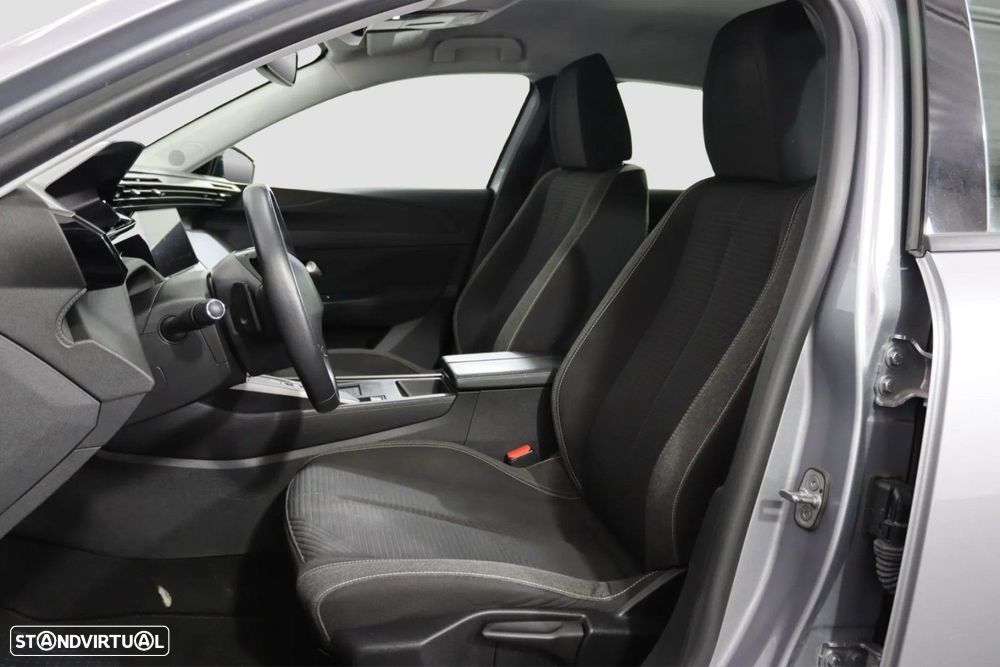 Peugeot 308 SW - 11