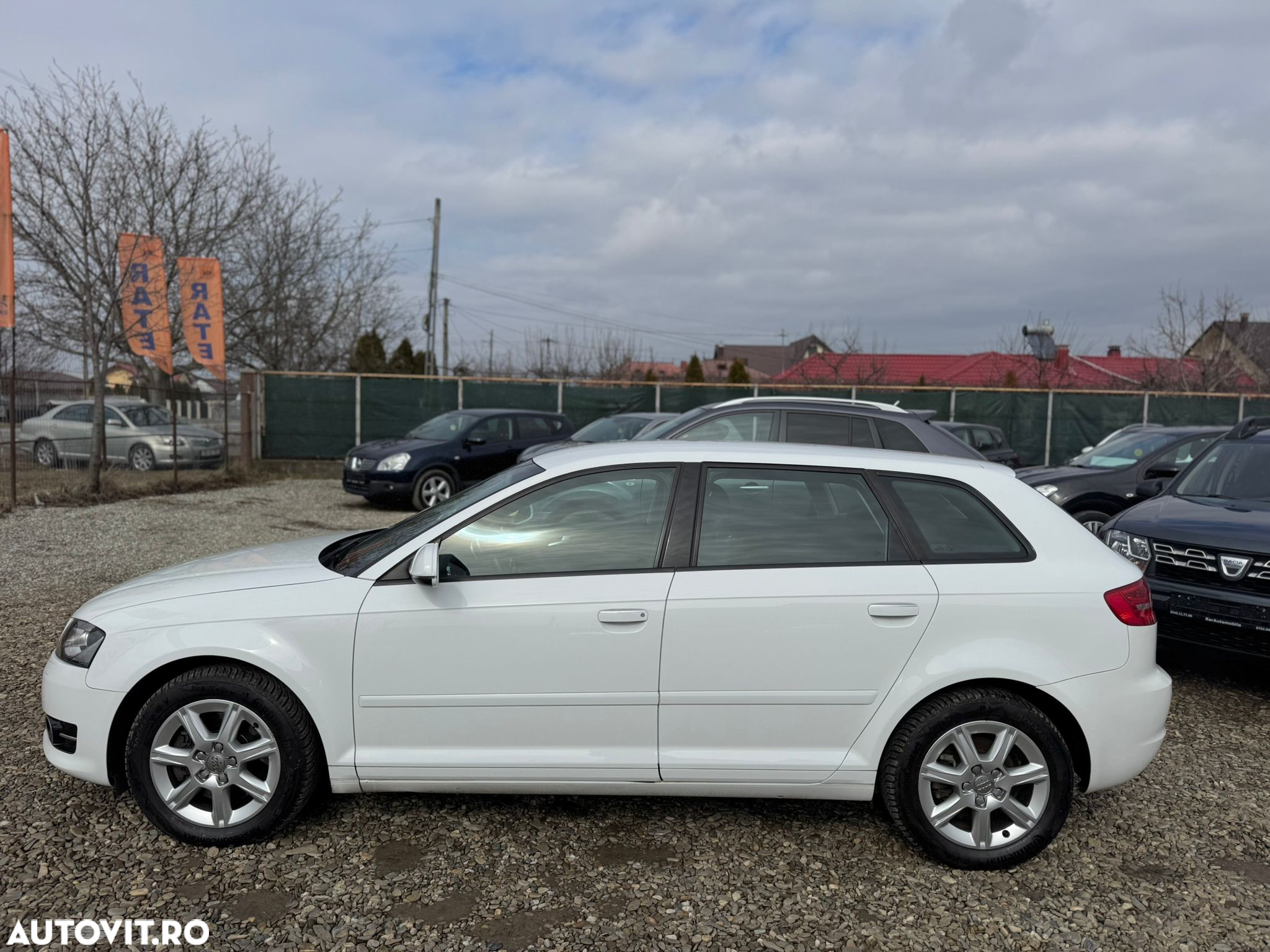 Audi A3 2.0 TDI Sportback DPF quattro Attraction - 4