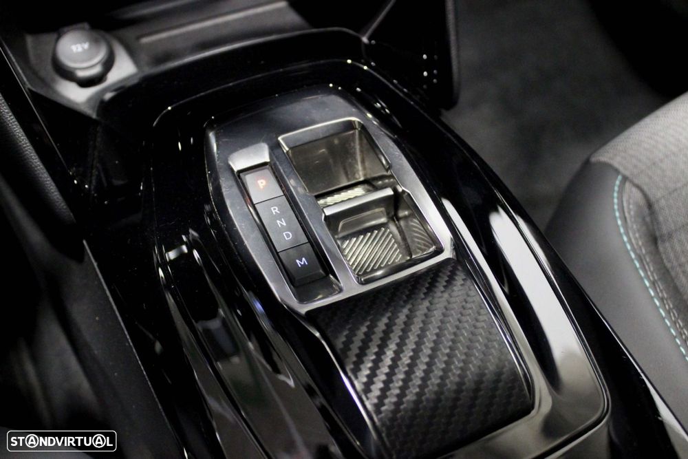 Peugeot 2008 1.5 BlueHDi Allure EAT8 - 30