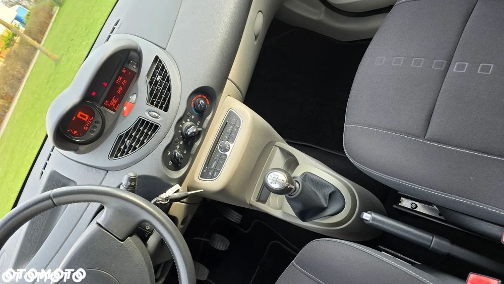 Renault Twingo - 12