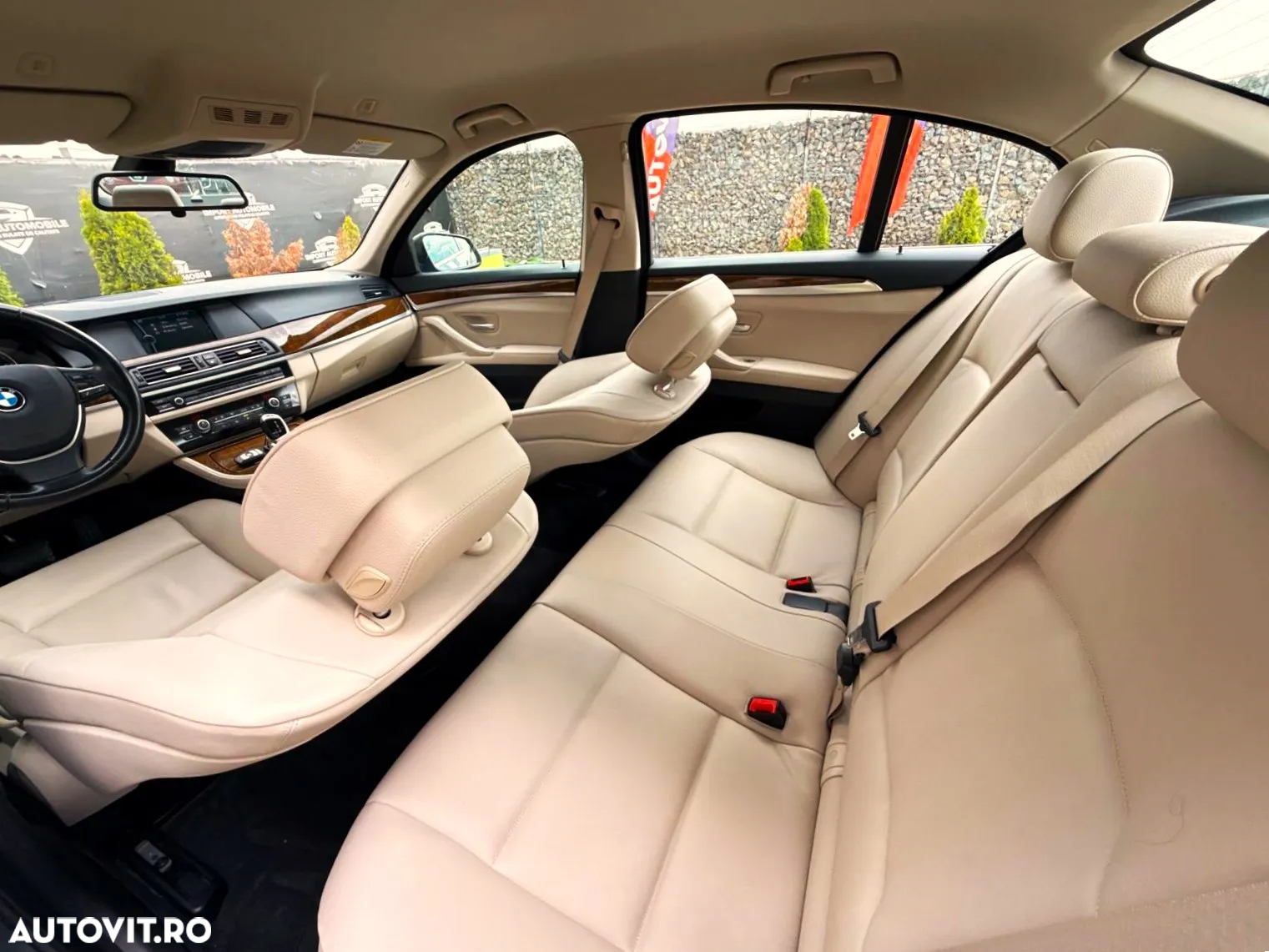 BMW Seria 5 520d - 26